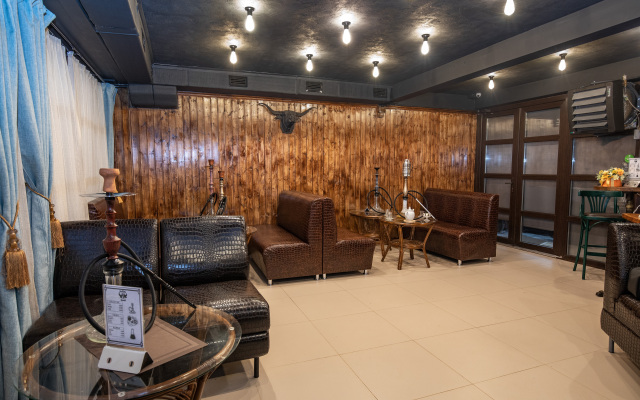 Yuzhniy dvorik Hotel