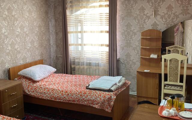 Uyutny Dom Guest House