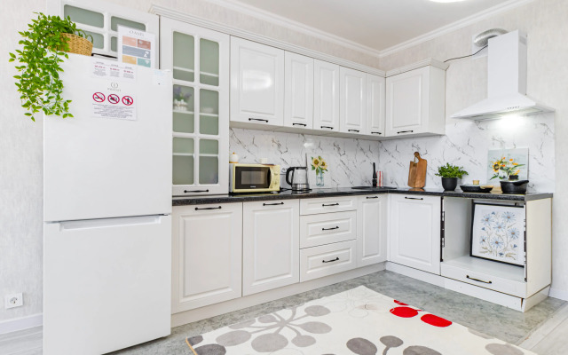Khalal u Krupneyshey Mecheti Tsentralnoy Azii I Expo Tsentra Apartments