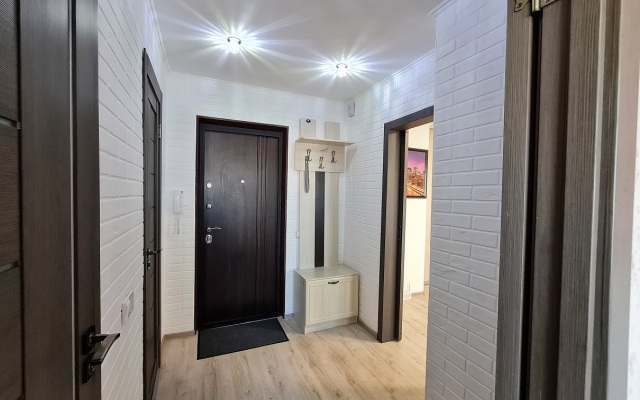 Na Bulvare Nepokorennykh 65 Apartments