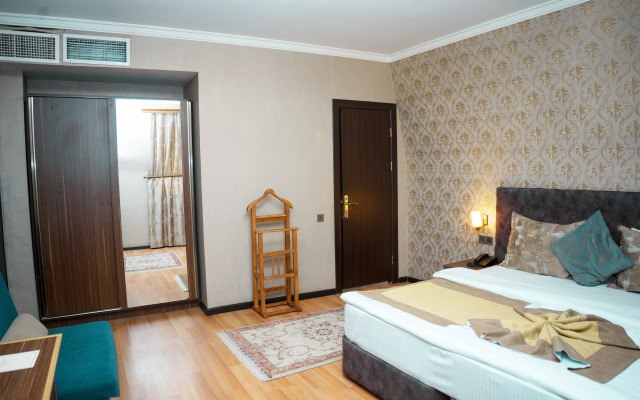 Nemi Hotel