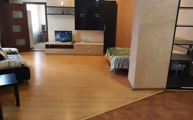 Апартаменты на Плехановской 33