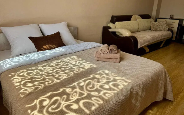 Uyutnaya Odnokomnatnaya 4 Spalnykh Mesta Flat