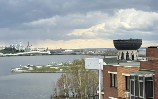 Квартира Трёхкомнатная первая линия Казанки