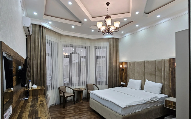 Sharq Hotel