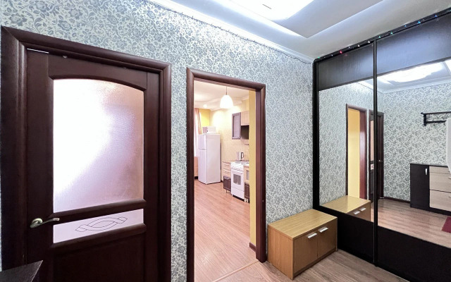 S Sovremennym Remontom I Bytovoy Tekhnikoy Flat