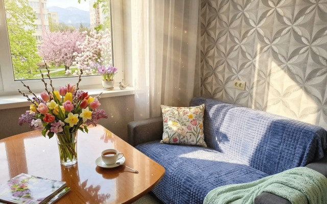 Квартира Уютная Код Комфорта с ТЦ Миндаль на Цветном 5