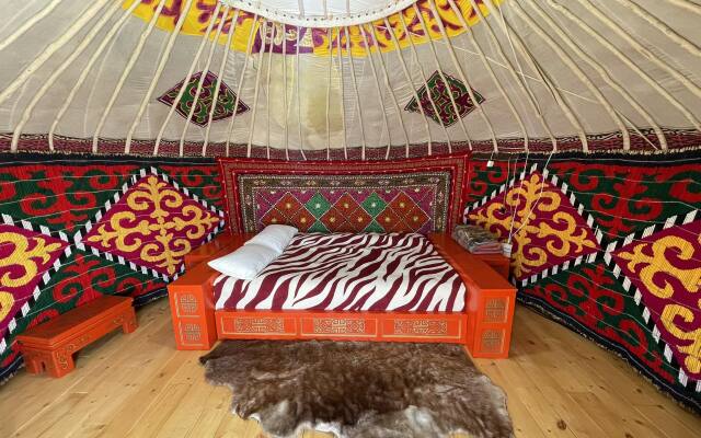 Отель Kayak Camp Mongolia Resort