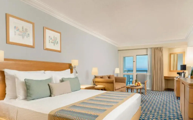 Отель Steigenberger Nelson Village