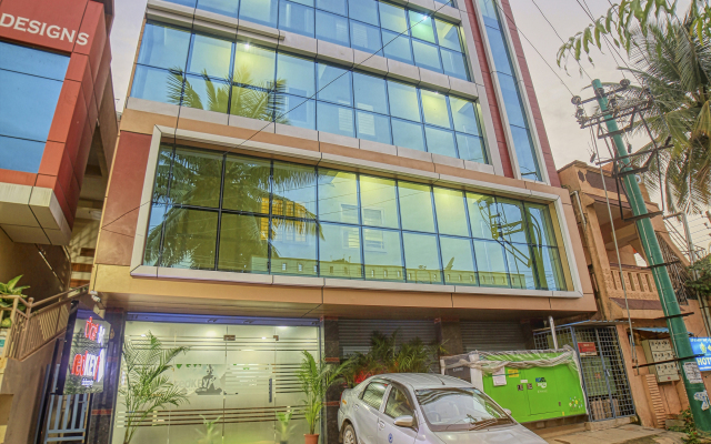 Red Key Bangalore Airport Hotel