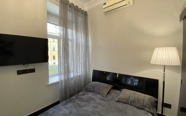 Dizaynerskaya V Tsentre Yaroslavlya Flat