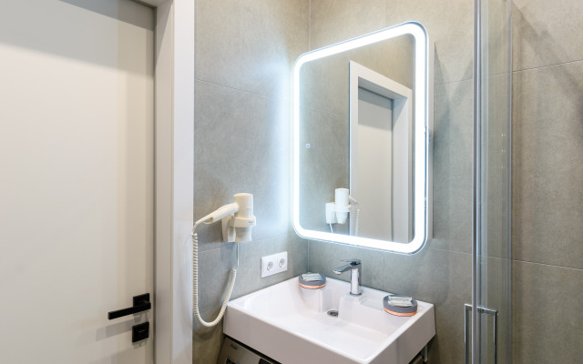 Metropol s vidom na more 1 Apartments