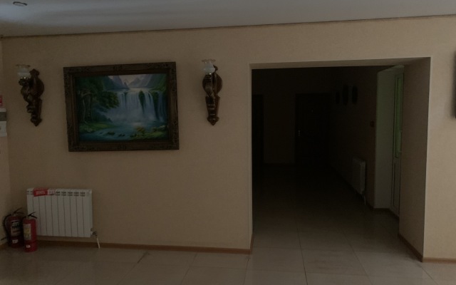 Hotel Maks-Avgustin