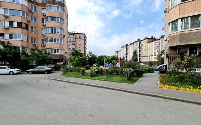 Bulvar Platova 2 B 7 Etazh Apartments