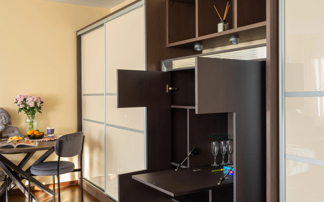 S Balkonom Na Novoslobodskoy Flat