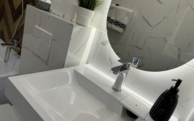 Квартира - студия с отличным ремонтом