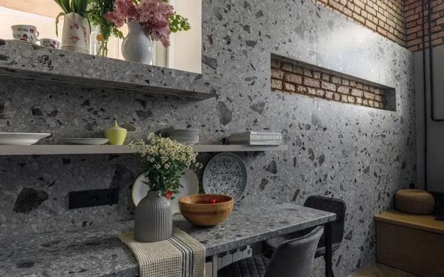 Квартира Двухуровневая Студия в Центре с Сауной