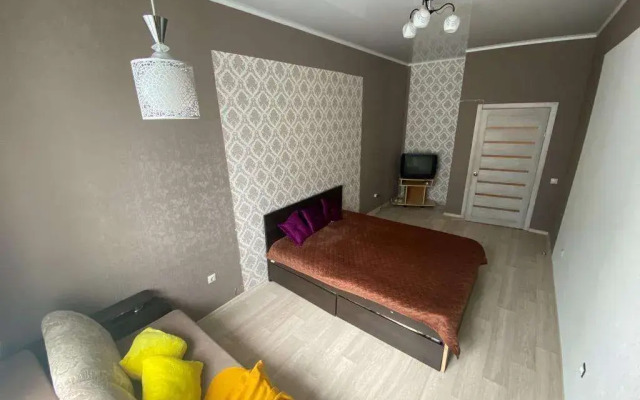 Na Davletkildeeva, 5 Flat