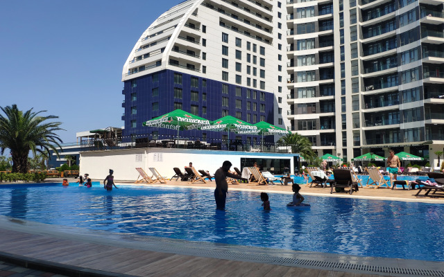 White Sails View Apartments
