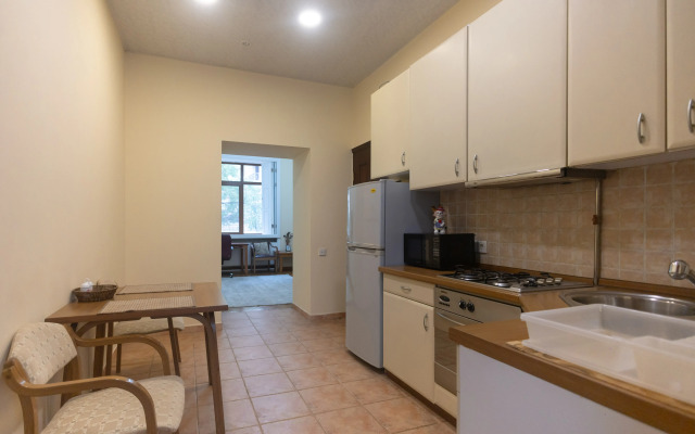 Odnospalnye S Gostinoy Komnatoy Na Torgovoy (K1) Apartments