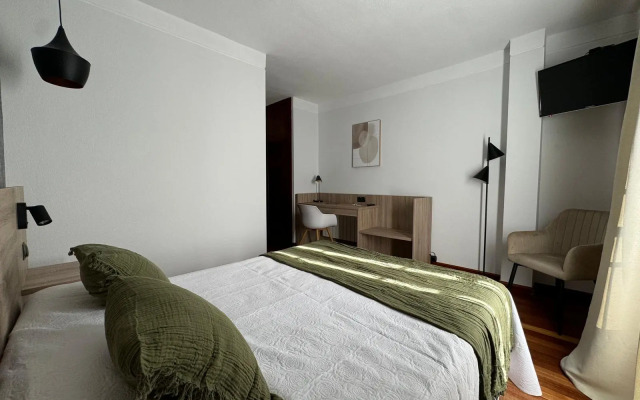 Hospedium Hotel La Fuente