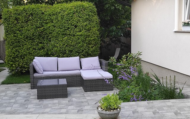 Частный дом Garden Home Torokbalint