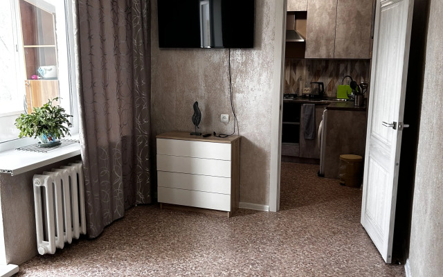 Uyutnaya Dvukhkomnatnaya V Tikhom Rayone Flat
