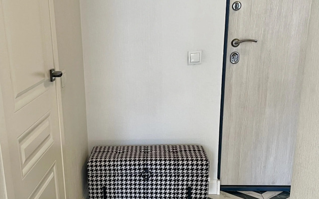 Potryasayuschaya S Vidom Na Gorod Flat