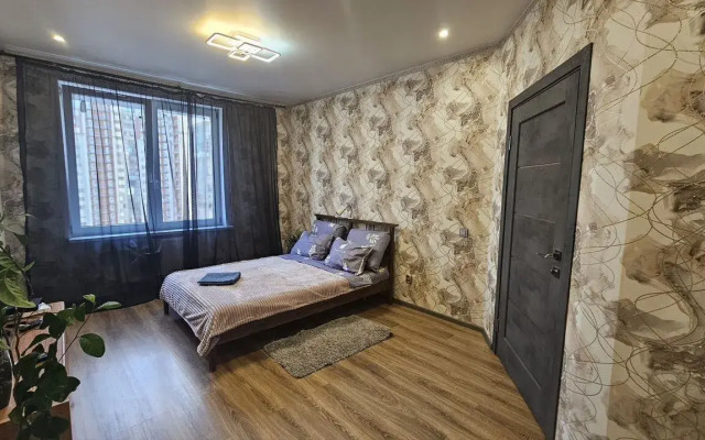 Квартира просторная на бульваре Космонавтов 5