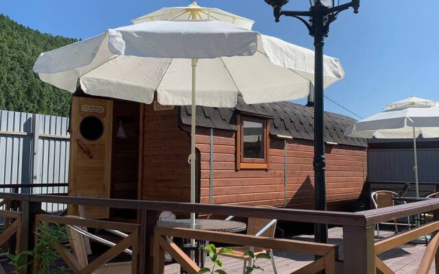 Baykalskie Matryoshki Guest House