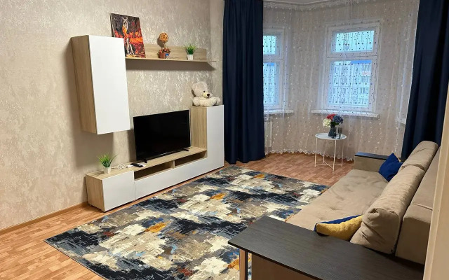 Bulvar Molodezhi 11 Flat