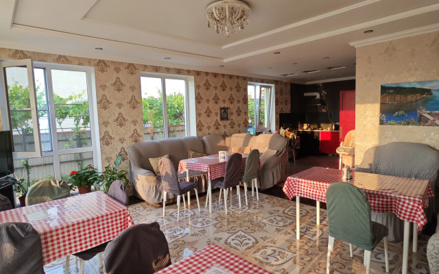Garmoniya Guest house