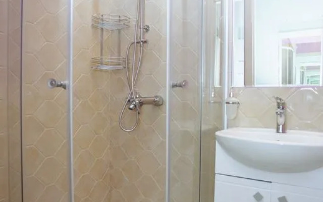 Квартира студия на Невском 14кв