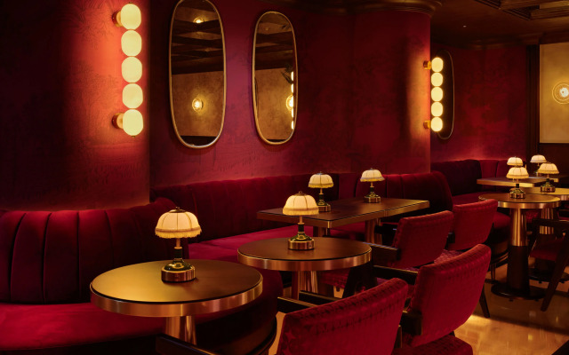 Shining Star Hotel
