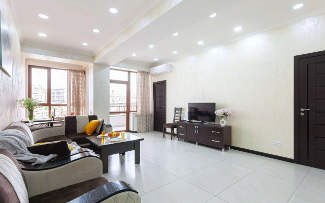 Stay Inn on Mashtots avenue 33/1-51 Apartments