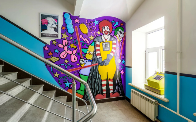 Friends on Vosstaniya Hostel