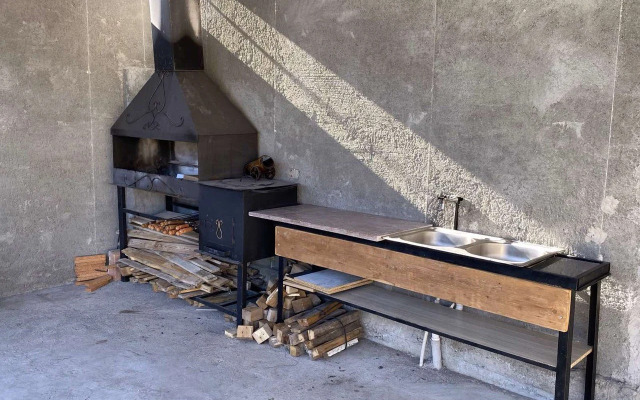 Вилла Mughni Family House