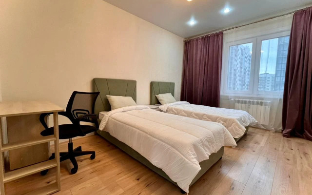 Квартира Просторная 2Комнатная Рядом с Аэропортом на Гусарской