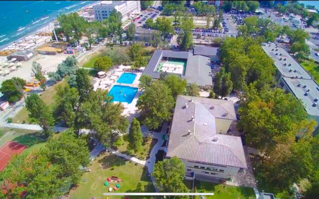 Mamaia Hotel