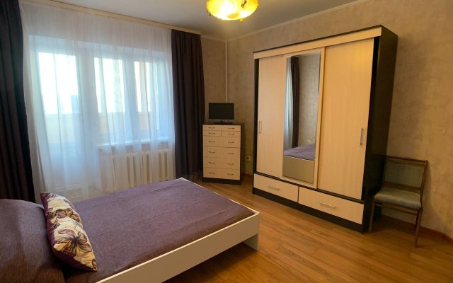 Na Ulitse Krasnodonskaya 3 Apartments