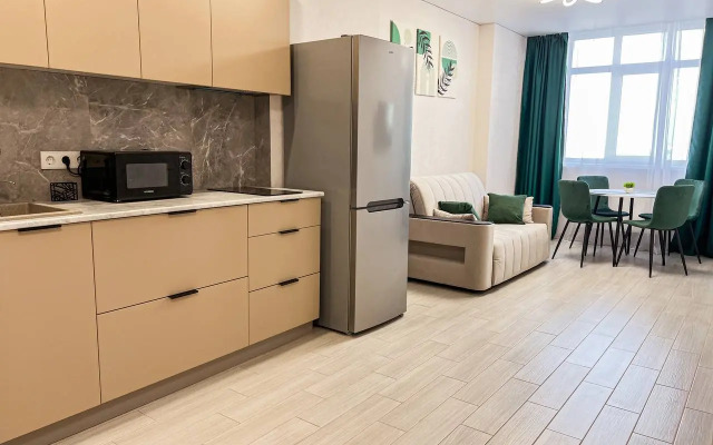 Ryadom S Naberezhnoy Flat