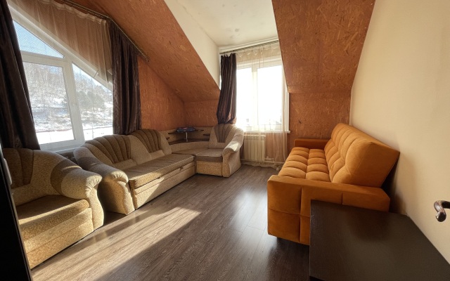 Port Baykal Private home