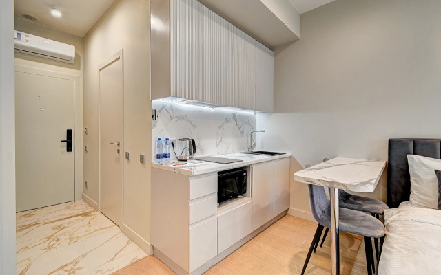 S Pryamym Vidom na More Apartments