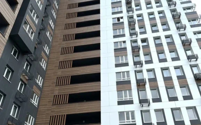 V Tsentralnom Parke Na Krupskoy Flat