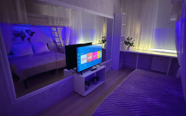 Квартира Двухэтажная 4-спальная кровать возле метро