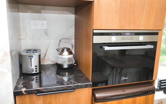 V centre Sochi 10 minut do morya AK Arhitektor chetirehmestnie komfort modern Apartaments