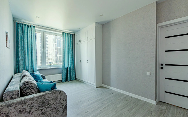 Sovremenny Zhiloy Kompleks Ryadom s Megoy Flat