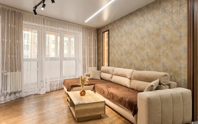 V Tsentre Goroda Apartments