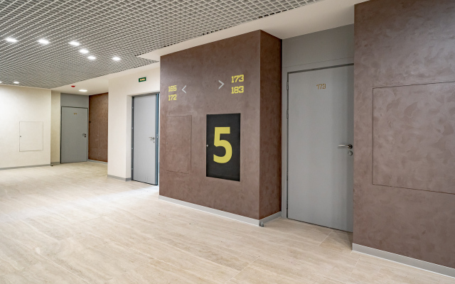 Next 177 Apartment