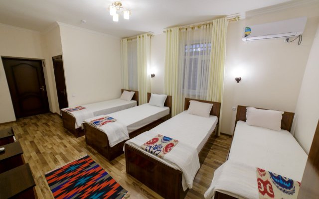 Hotel Caravan Hotel